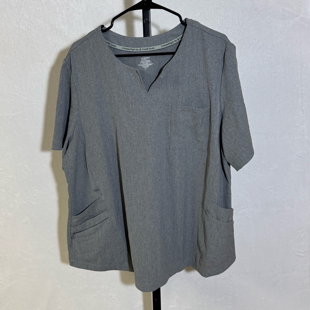 Men's Climate Right 3X Gray Utility Scrub Top with Pockets